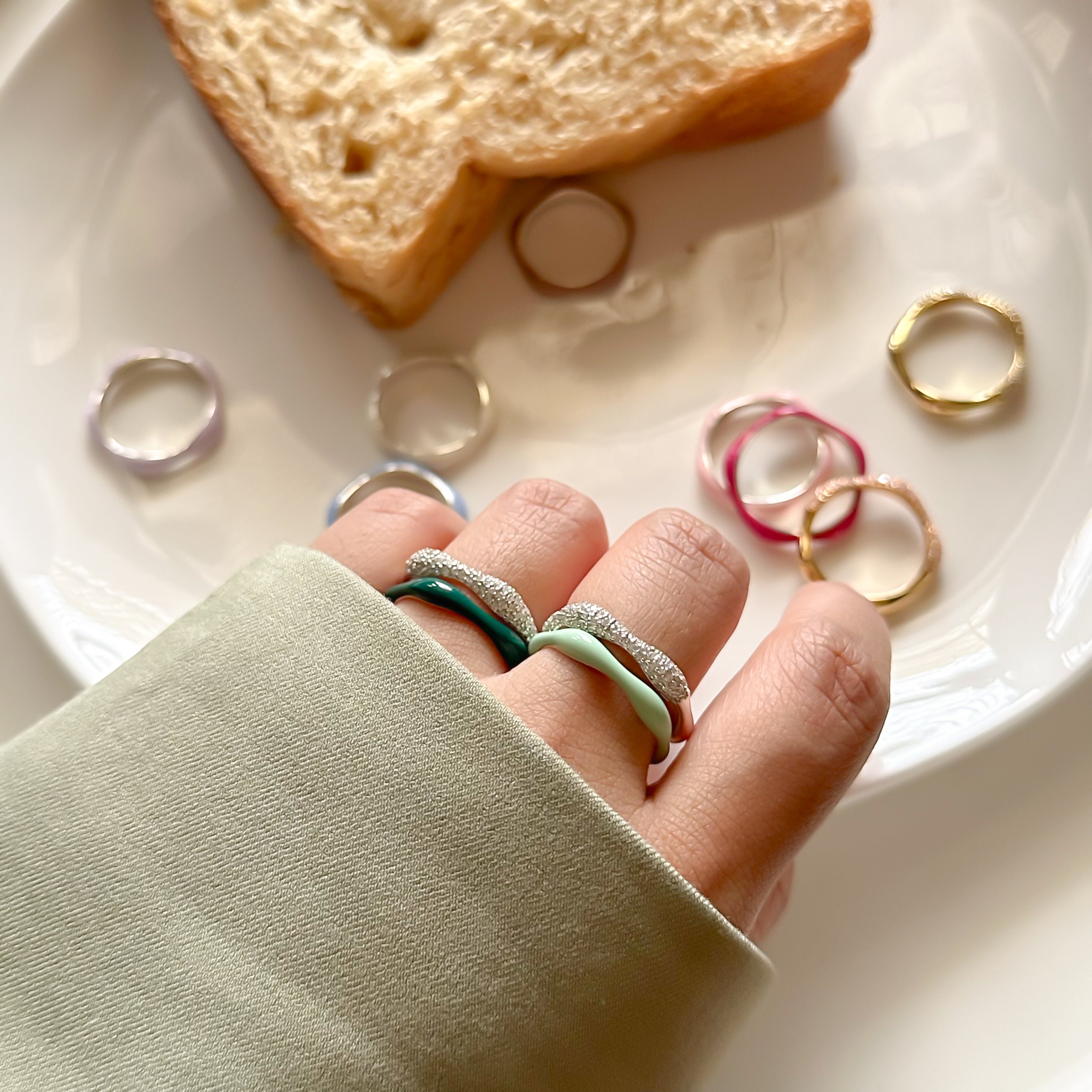 Sorbet Swirls Enamel Rings Duo - Octonov
