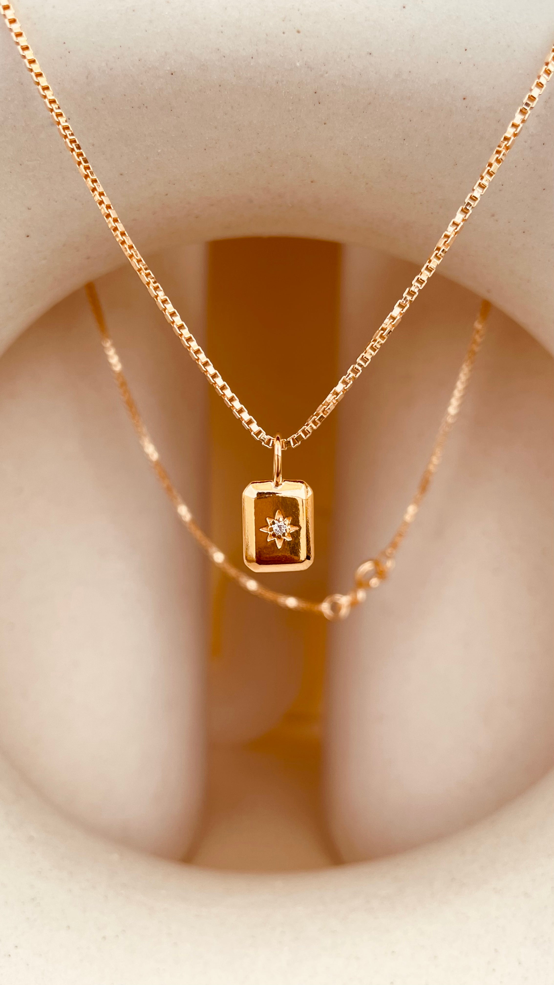 Dainty North Star Necklace with Box Chain - Octonov 